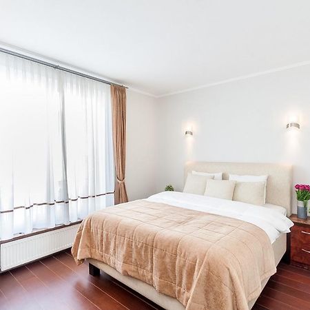 Central Apartment In Gedimino Av By Urban Rent VNO Esterno foto