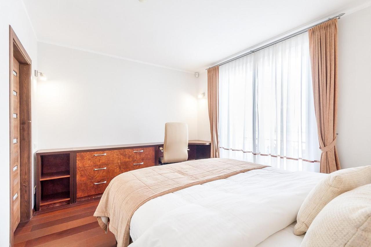 Central Apartment In Gedimino Av By Urban Rent VNO Esterno foto